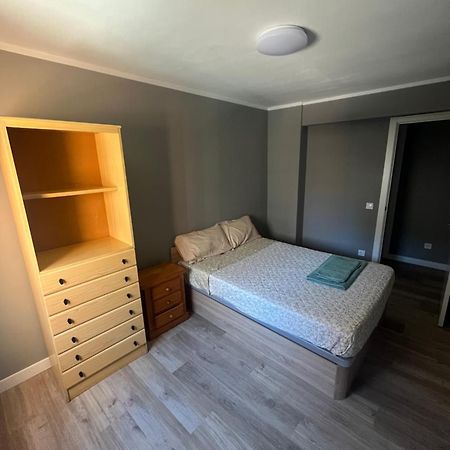 Апартаменти Piso A Un Paso Centro Con Zona Aparcamiento Gratuita Сантандер Екстер'єр фото